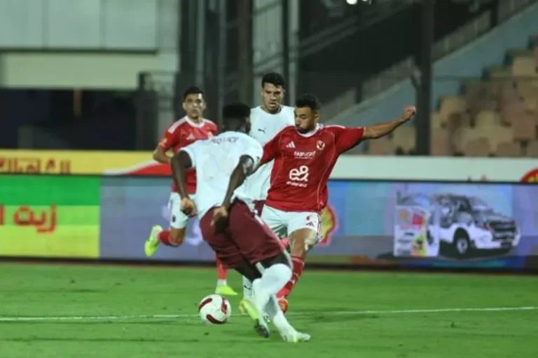 بعد 3 تعثرات.. الأهلي يستعيد نغمة الانتصارات أمام سيراميكا بهدف تريزيجيه