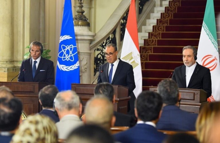 إيران تشكر مصر لتوسطها في الملف النووي