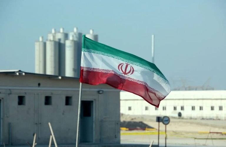 إيران تنشر وثائق نووية سرية تخص إسرائيل