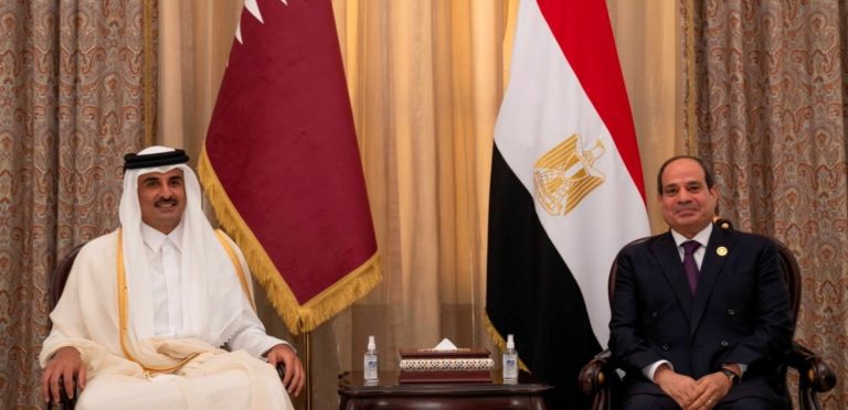 السيسي يهاتف أمير قطر ويستنكر بشدة العدوان الإسرائيلي على الدوحة