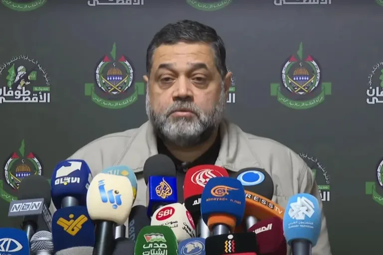 حماس: تصريحات ترامب بشأن الأسرى “مجرد فكرة”.. والحركة تتمسك بوقف العدوان وانسحاب الاحتلال