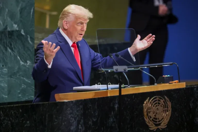 تحقيق أميركي في تعطل سلم متحرك خلال وجود ترامب بالأمم المتحدة.. والأخيرة ترد