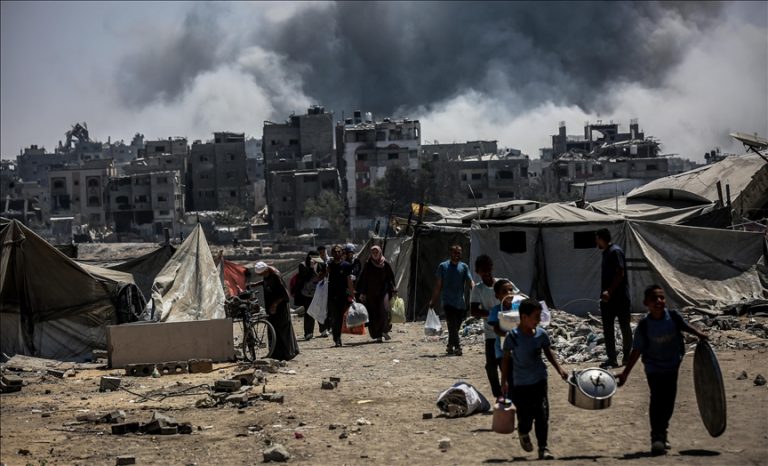 إسرائيل ترفض صفقة شاملة مع حماس وتتمسك بشروطها لإنهاء الحرب على غزة