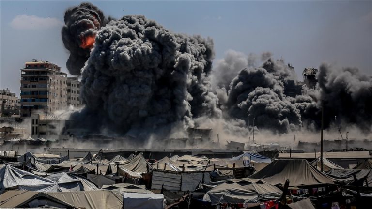 20 شهيدًا في عدوان إسرائيلي جديد على غزة بينهم 14 في مجزرة شمال غرب المدينة