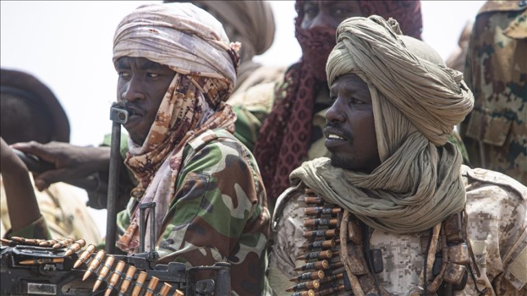 السودان.. مقتل 43 مصليًا بقصف استهدف مسجدًا في الفاشر
