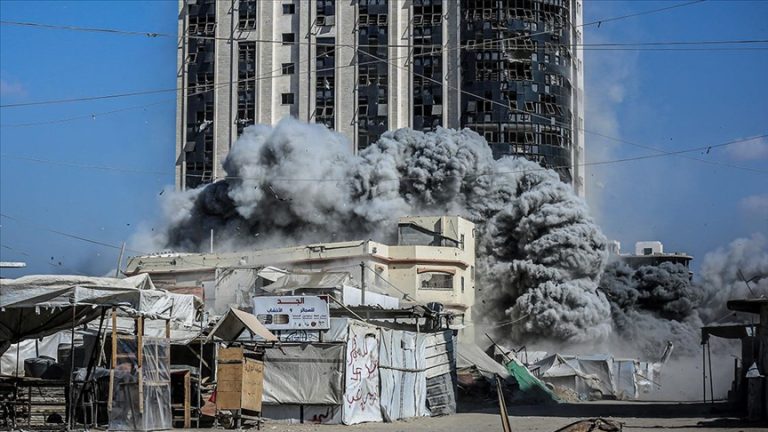الدفاع المدني: آلاف العائلات في غزة بلا مأوى بعد قصف 5 أبراج خلال 72 ساعة