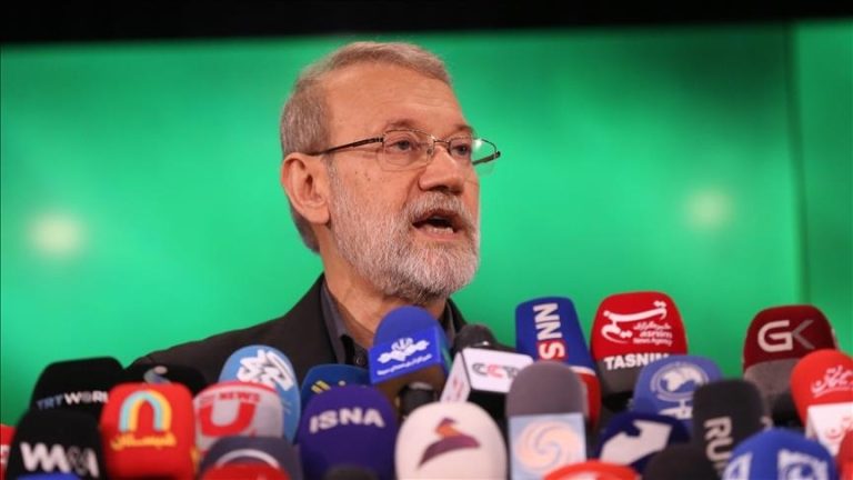 لاريجاني: السعودية دولة صديقة ونشيد بمبادرة حزب الله للحوار معها