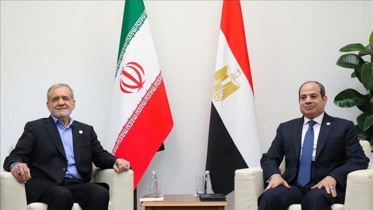 السيسي يؤكد ضرورة استئناف المفاوضات بشأن الملف النووي الإيراني بعد اتفاق بوساطة مصرية