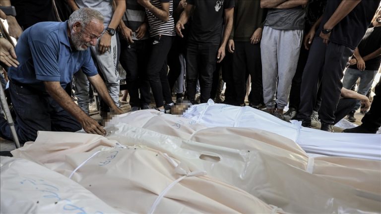 وزارة الصحة في غزة: ارتفاع حصيلة ضحايا الإبادة الإسرائيلية إلى 64 ألفًا و803 شهداء