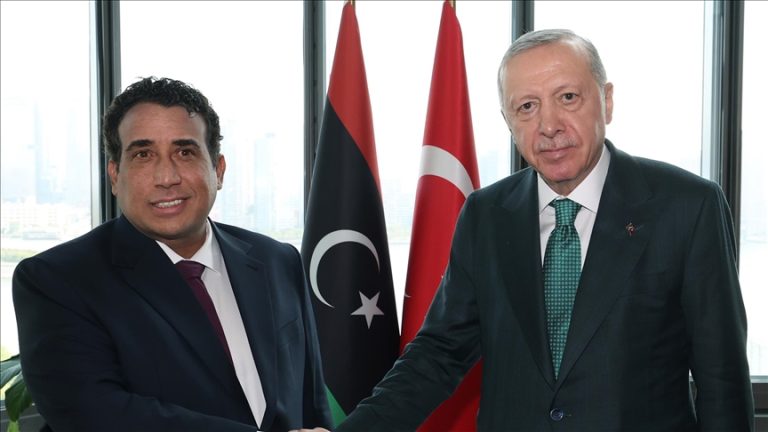 أردوغان يلتقي رئيس المجلس الرئاسي الليبي محمد المنفي في نيويورك