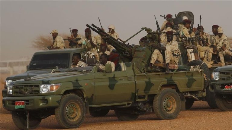 مجلس السيادة السوداني يتهم “الدعم السريع” باستهداف منشآت مدنية بالنيل الأبيض بطائرات مسيرة
