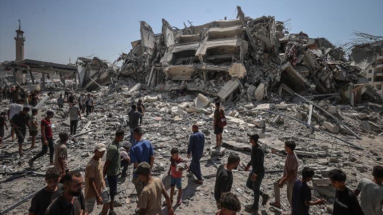 حماس: تدمير الأبراج السكنية في غزة جريمة تهجير قسري وتطهير عرقي
