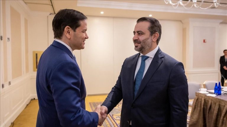 وزير الخارجية السوري يبحث مع نظيره الأمريكي رفع العقوبات وتوسيع التعاون في نيويورك