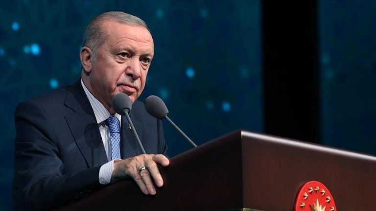أردوغان: لا يمكن البقاء متفرجين أمام جرائم نتنياهو في فلسطين
