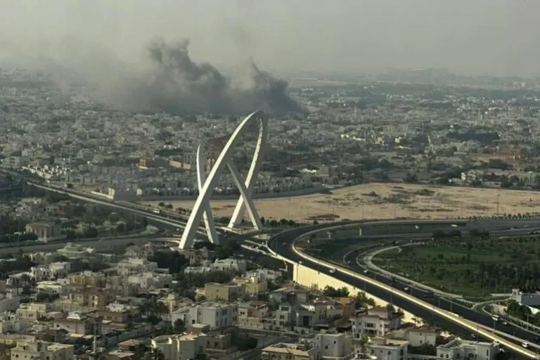 بيان سياسي عربي يندد بالعدوان على الدوحة ويطالب القمة باتخاذ مواقف رادعة