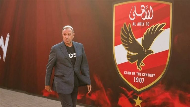 الأهلي يقترب من حسم اسم المدير الفني الجديد.. وتحسن حالة إمام عاشور بعد أزمة صحية