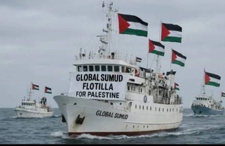 أسطول الصمود يقترب من منطقة الاعتراض الإسرائيلية