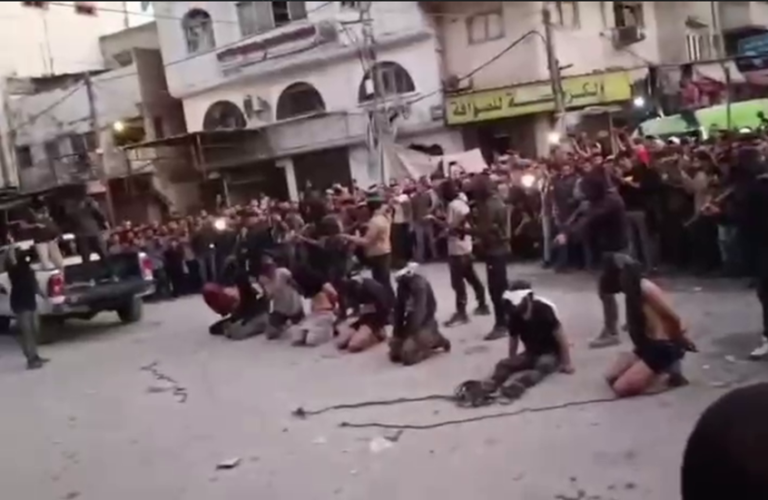 قوى الأمن في غزة تنفذ حكم الإعدام بحق عدد من العملاء
