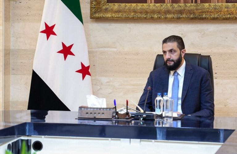 أحمد الشرع يزور موسكو اليوم ويلتقي بالرئيس بوتين