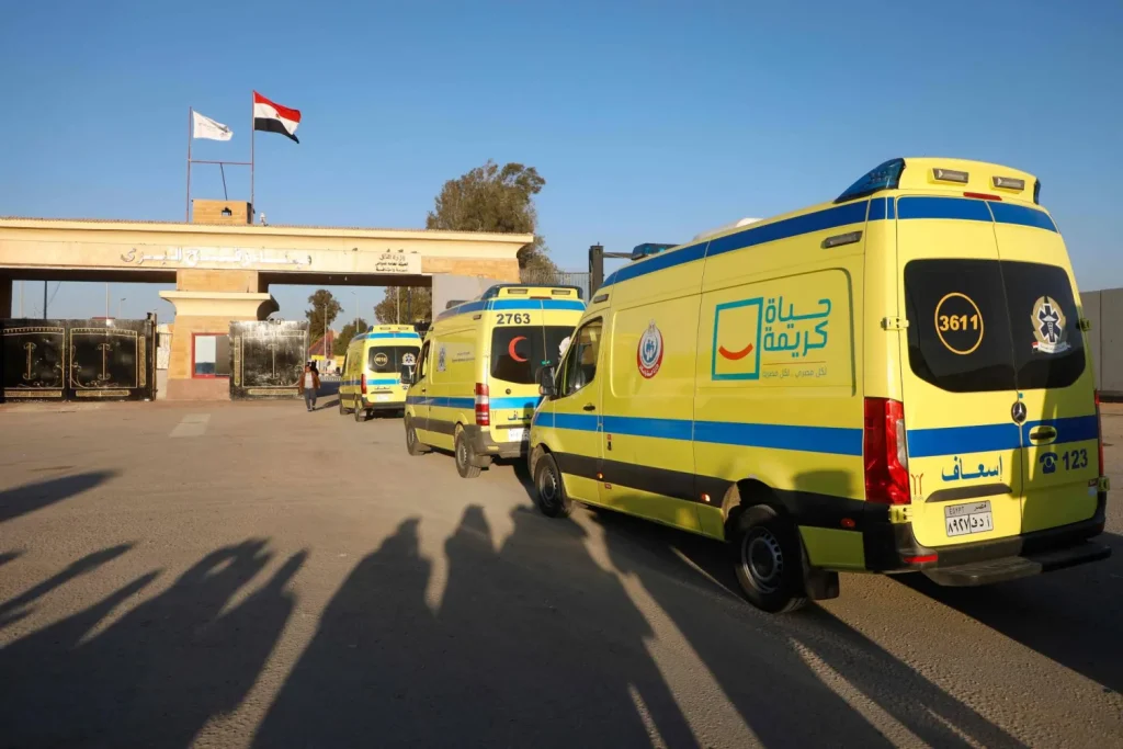 مصر تفتح أبوابها لاستقبال جرحى قطاع غزة
