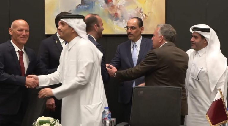 حماس تعلن التوصل لاتفاق لإنهاء الحرب وانسحاب القوات الاحتلال