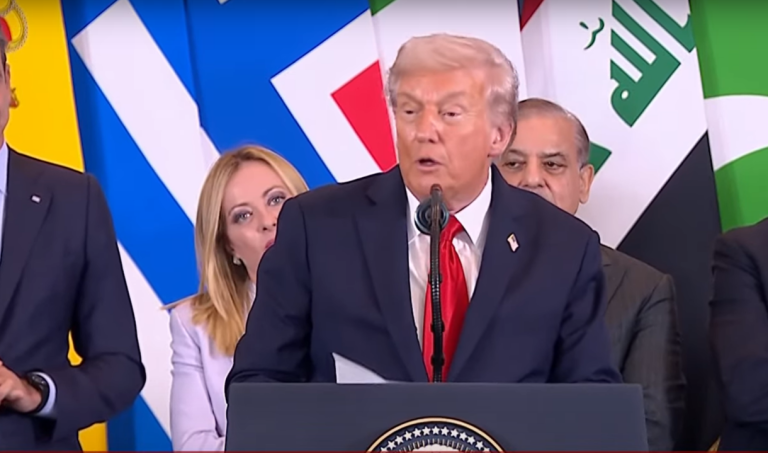 ترامب يحقق “نصر السلام” في غزة.. لكن التحديات تبدأ الآن