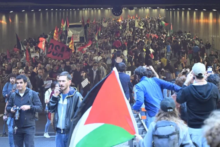 إيطاليا تنتفض لفلسطين.. أكثر من 200 ألف متظاهر وإضراب عام رفضاً لاعتراض “أسطول الصمود”