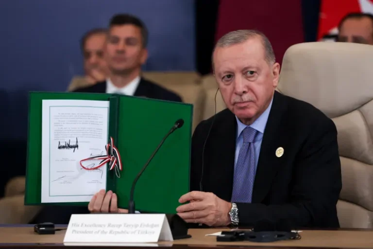 أردوغان: أزمة إيران عززت دور تركيا في إمدادات الطاقة العالمية