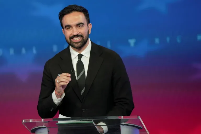 5 أسباب جعلت زهران ممداني.. أول مسلم يقود نيويورك بعد فوزه التاريخي على أندرو كومو