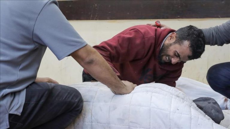 حماس: 70 شهيدًا في هجمات إسرائيلية جديدة على غزة تفضح مزاعم تقليص العمليات العسكرية