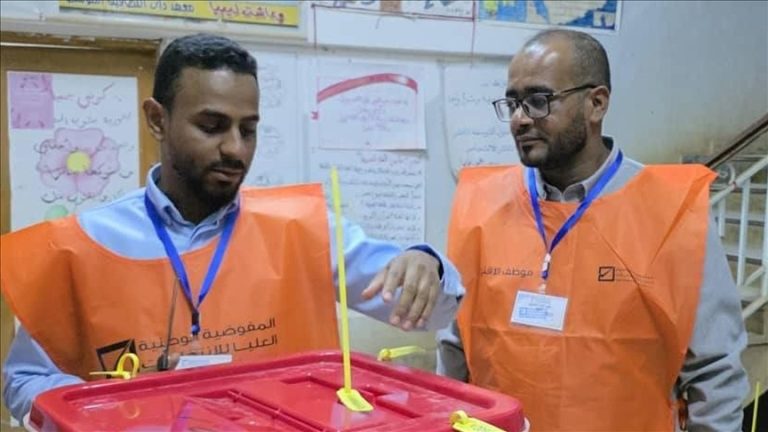 انتهاء الاقتراع في 16 بلدية ليبية ضمن المرحلة الثالثة من الانتخابات المحلية بنسبة مشاركة بلغت 68%