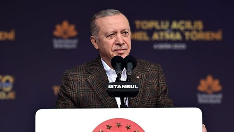 أردوغان يدعو النساء في تركيا للمشاركة في فعالية “صرخة صامتة من أجل غزة”