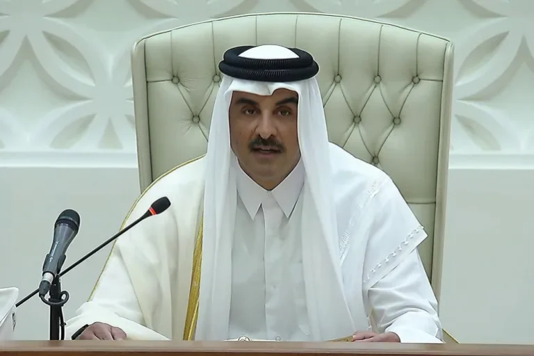 أمير قطر: ما يجري في غزة إبادة جماعية والمجتمع الدولي عاجز عن فرض احترام الشرعية الدولية
