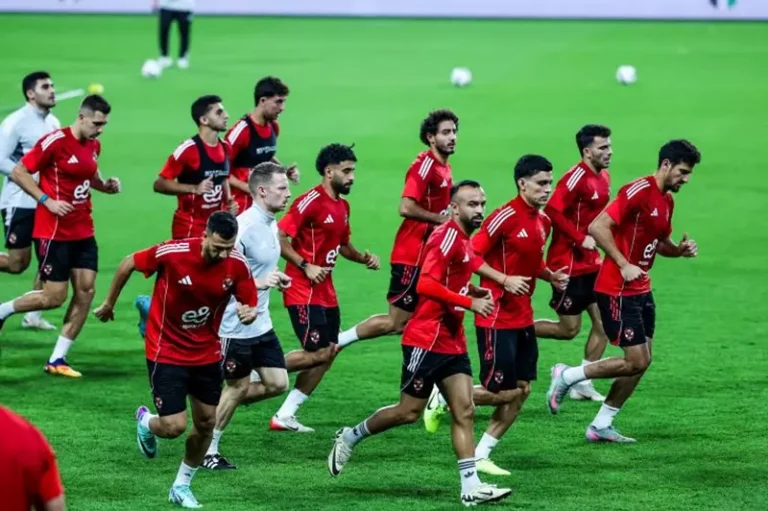 الأهلي يختتم استعداداته لقمة السوبر المصري أمام الزمالك في أبوظبي