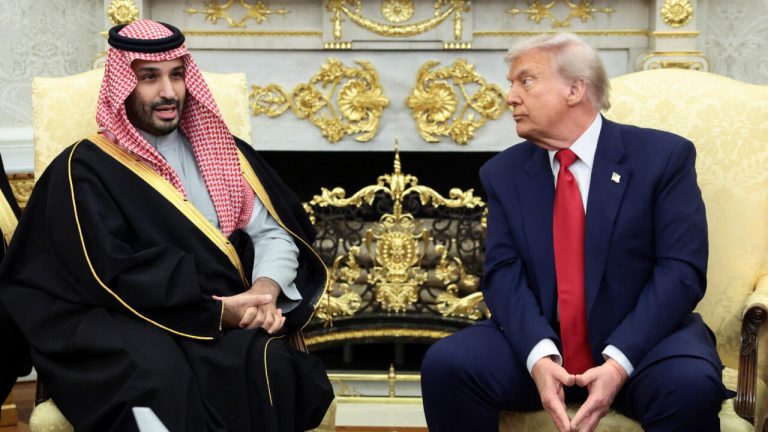 ولي العهد السعودي يرد على سؤال حول خاشقجي ويشعل تفاعلاً واسعًا على منصات التواصل