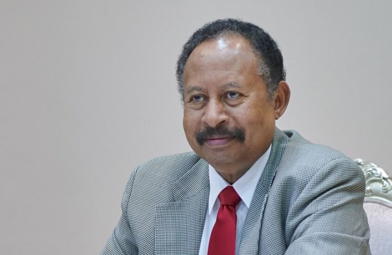 حمدوك يحذر من تحول السودان إلى بؤرة للجماعات الإرهابية إذا استمر الصراع