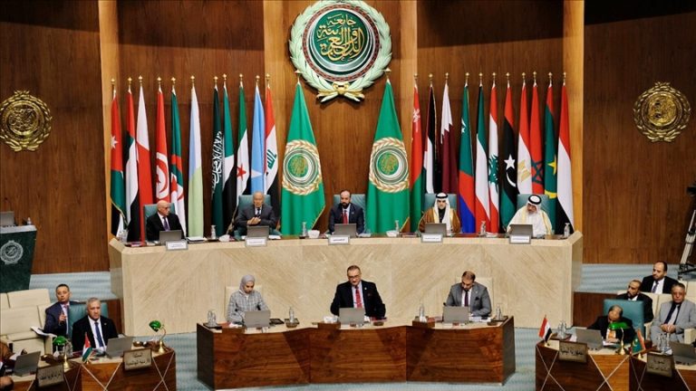 سوريا تتسلم رئاسة مجلس وزراء الإعلام العرب في دورته الـ55 بالقاهرة