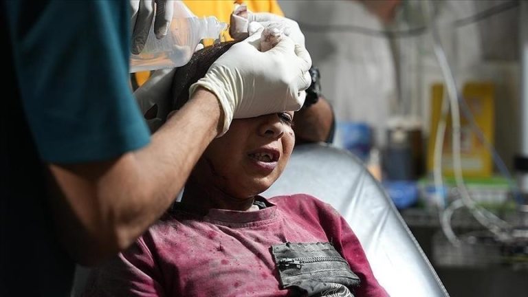 سويسرا تُجلي 13 طفلًا جريحًا إضافيًا من غزة لتلقي العلاج على أراضيها