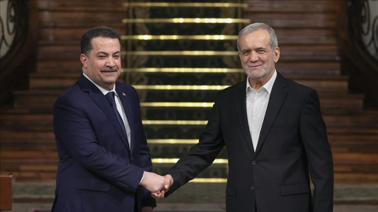الرئيس الإيراني يهنئ السوداني بفوز ائتلافه في الانتخابات العراقية ويؤكد دعم العلاقات الثنائية