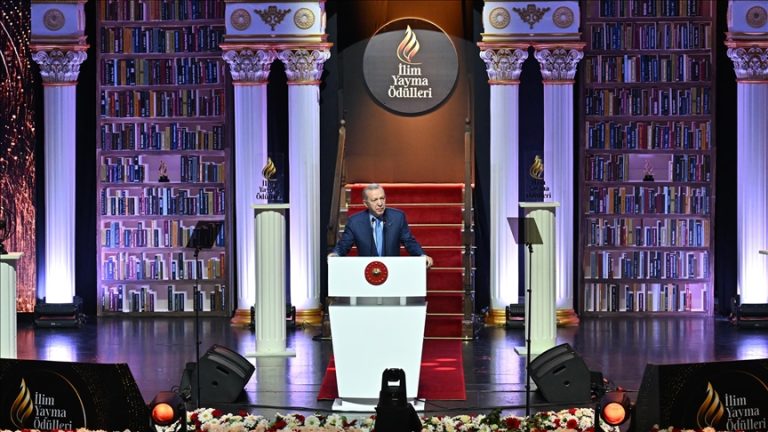 أردوغان: مسار “تركيا بلا إرهاب” يتقدم رغم حملات التضليل ومحاولات التشويه