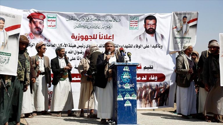 قبائل موالية للحوثيين تعلن التعبئة شمال صنعاء رداً على تهديدات نتنياهو