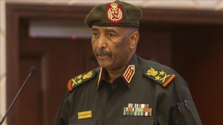 البرهان يستقبل الرئيس الإريتري أسياس أفورقي في زيارة رسمية إلى السودان
