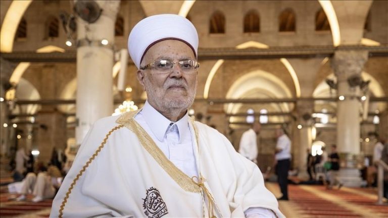 3. تأجيل محاكمة الشيخ عكرمة صبري في القدس بعد جلسة قراءة لائحة الاتهام