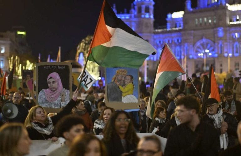 مسيرات في أكثر من 40 مدينة إسبانية للتضامن مع فلسطين