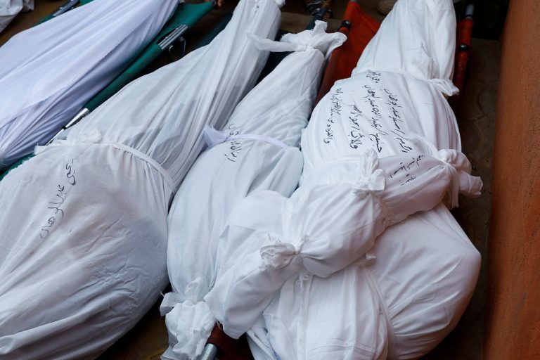الصحة في غزة: 33 شهيدًا و88 إصابة خلال الـ24 ساعة الماضية وارتفاع الاجمالي إلى أكثر من 69 ألف شهيد