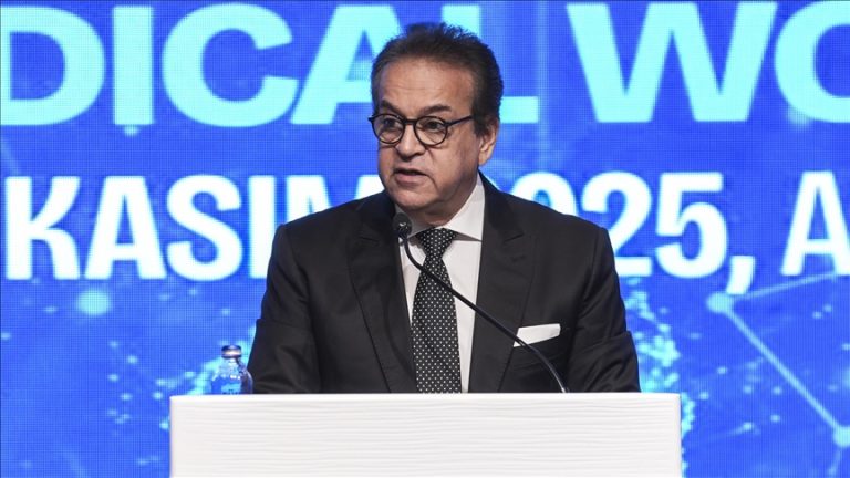 وزير الصحة المصري يبحث في أنقرة تعزيز التعاون الصحي مع اتحاد الغرف والبورصات التركية