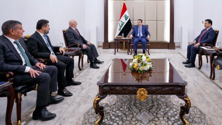 السوداني يبحث مع الاتحاد الوطني الكردستاني تشكيل الحكومة الجديدة بعد إعلان نتائج الانتخابات