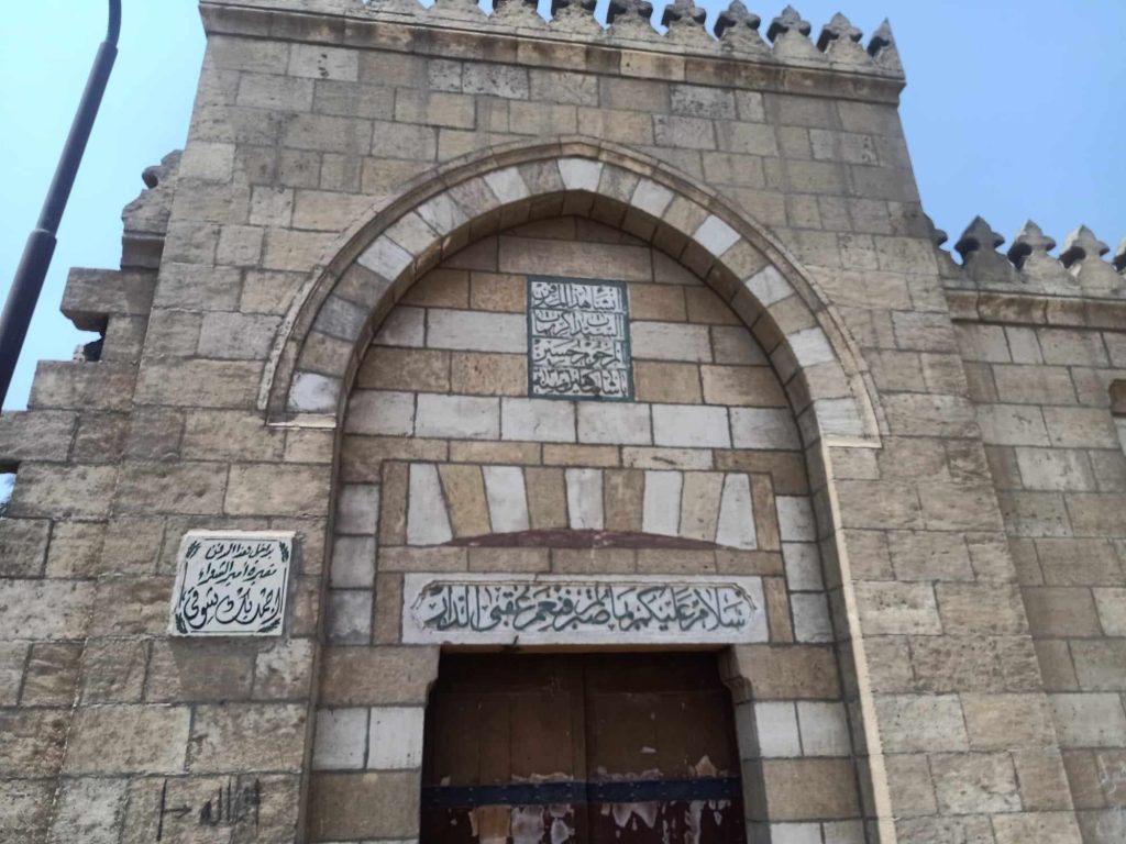 إزالة ضريح أمير الشعراء أحمد شوقي يثير جدلا