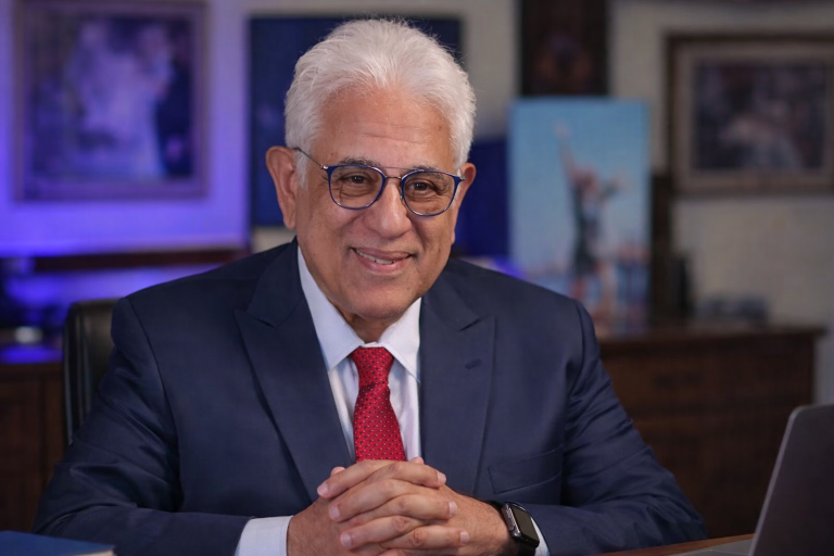 حسام بدراوي يكتب: على مقهى “الحالمون بالغد”.. أكتوبر درس الماضي لبناء المستقبل