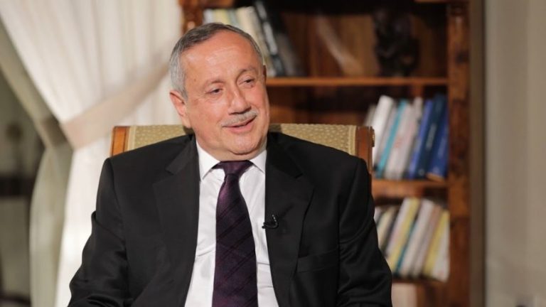 النيابة العامة الفرنسية تطالب بسجن نجل وزير الدفاع السوري مصطفى طلاس بالسجن 8 سنوات